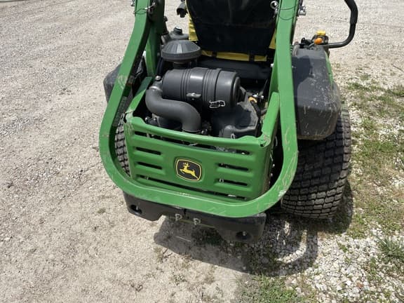 Image of John Deere Z930M equipment image 3