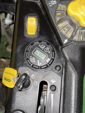 Image of John Deere Z930M equipment image 3