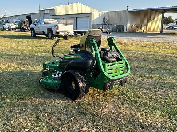 Image of John Deere Z930M equipment image 3