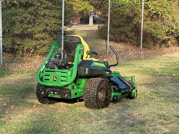 Image of John Deere Z930M equipment image 2