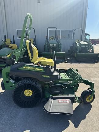 Image of John Deere Z930M equipment image 3