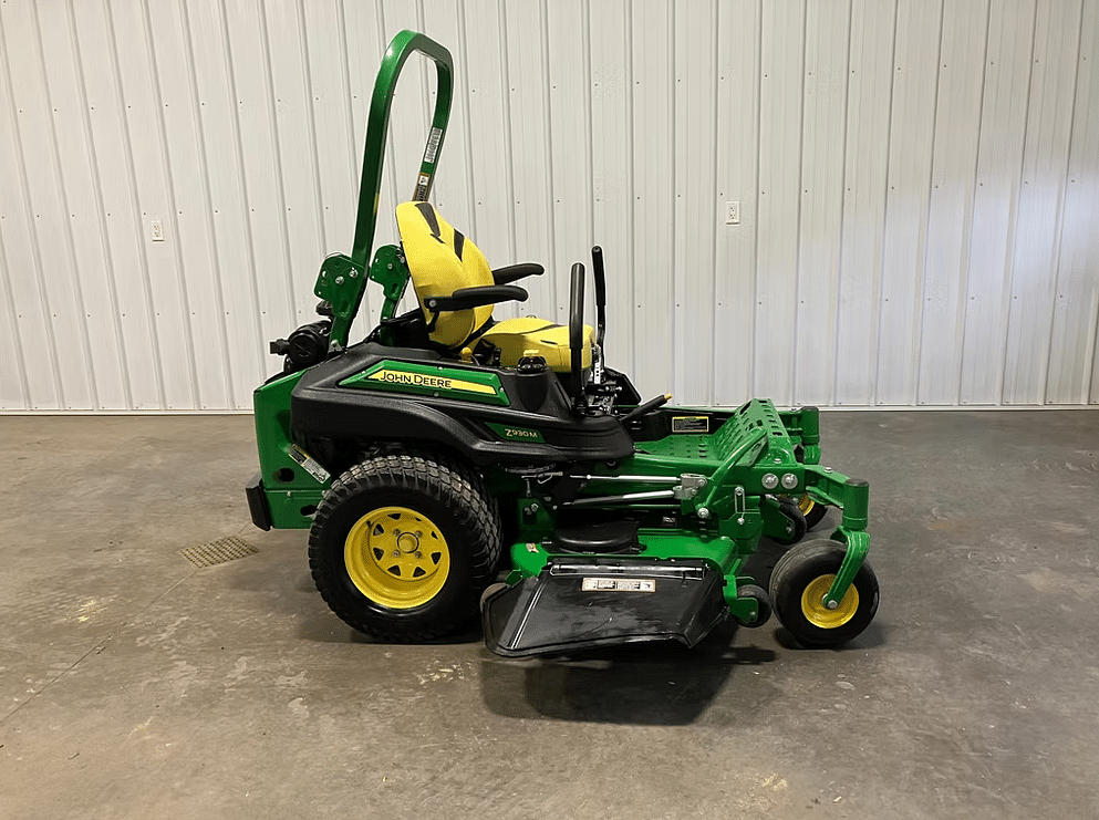 Image of John Deere Z930M Primary Image