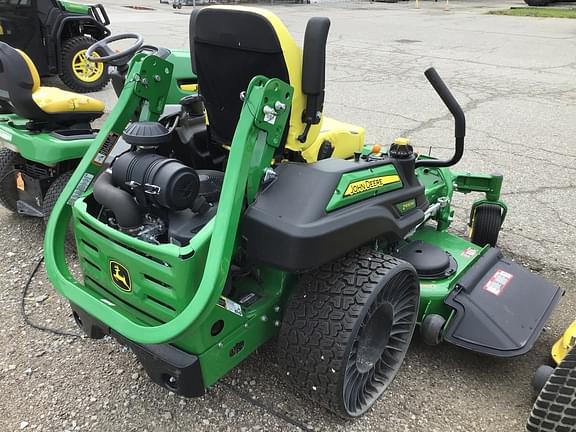 Image of John Deere Z930M equipment image 3