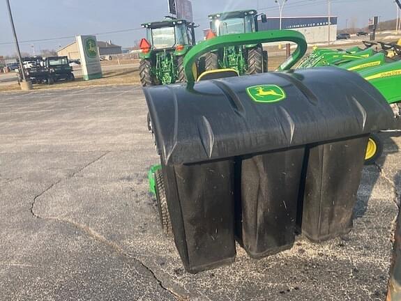 Image of John Deere Z930M equipment image 3