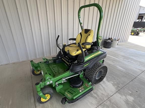 Image of John Deere Z930M equipment image 3