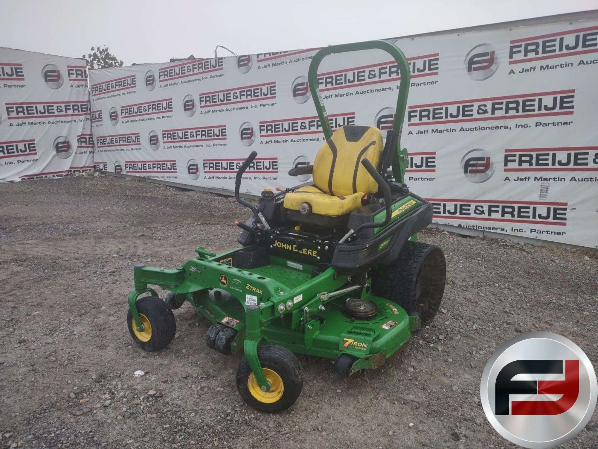 2021 John Deere Z930M Equipment Image0