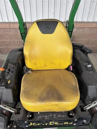 Image of John Deere Z930M equipment image 4