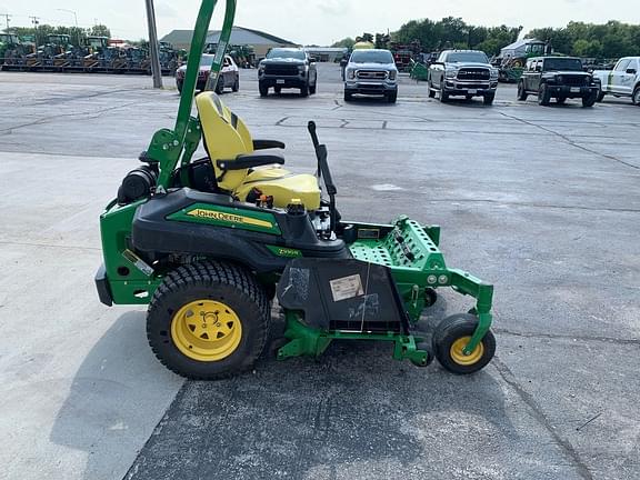 Image of John Deere Z930R equipment image 1