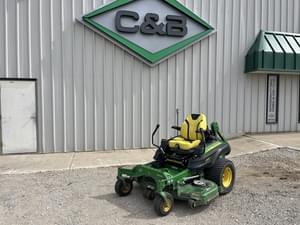 2021 John Deere Z930R Image