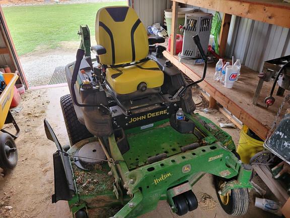 Image of John Deere Z930R equipment image 1