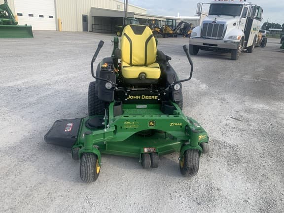 Image of John Deere Z930R equipment image 2