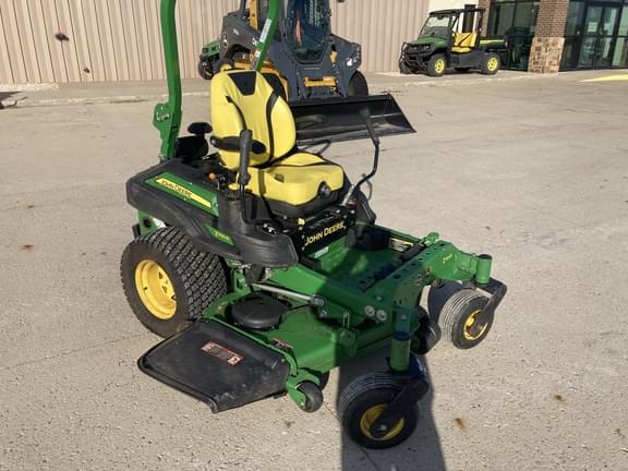 Image of John Deere Z930R equipment image 1