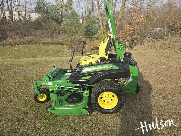 Image of John Deere Z930R equipment image 1