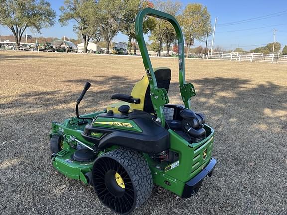 Image of John Deere Z930R equipment image 2