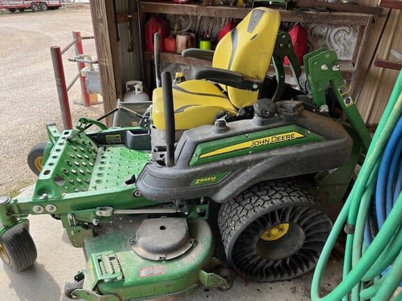 Main image John Deere Z945M