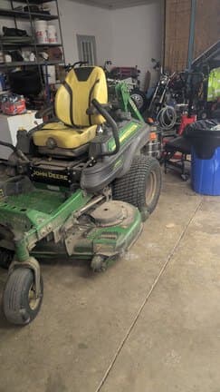 Image of John Deere Z950M equipment image 1