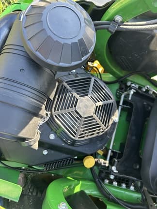 Image of John Deere Z950M equipment image 4