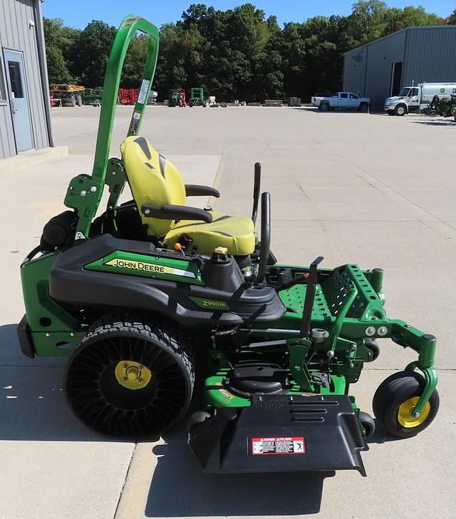 Image of John Deere Z950M equipment image 3