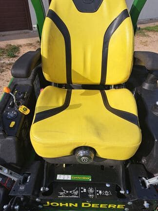 Image of John Deere Z950M equipment image 4