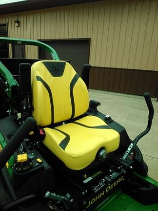 Image of John Deere Z950M equipment image 1