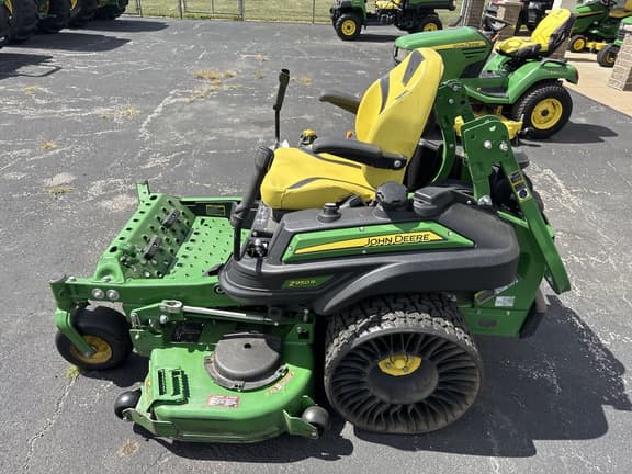 Image of John Deere Z950R equipment image 4