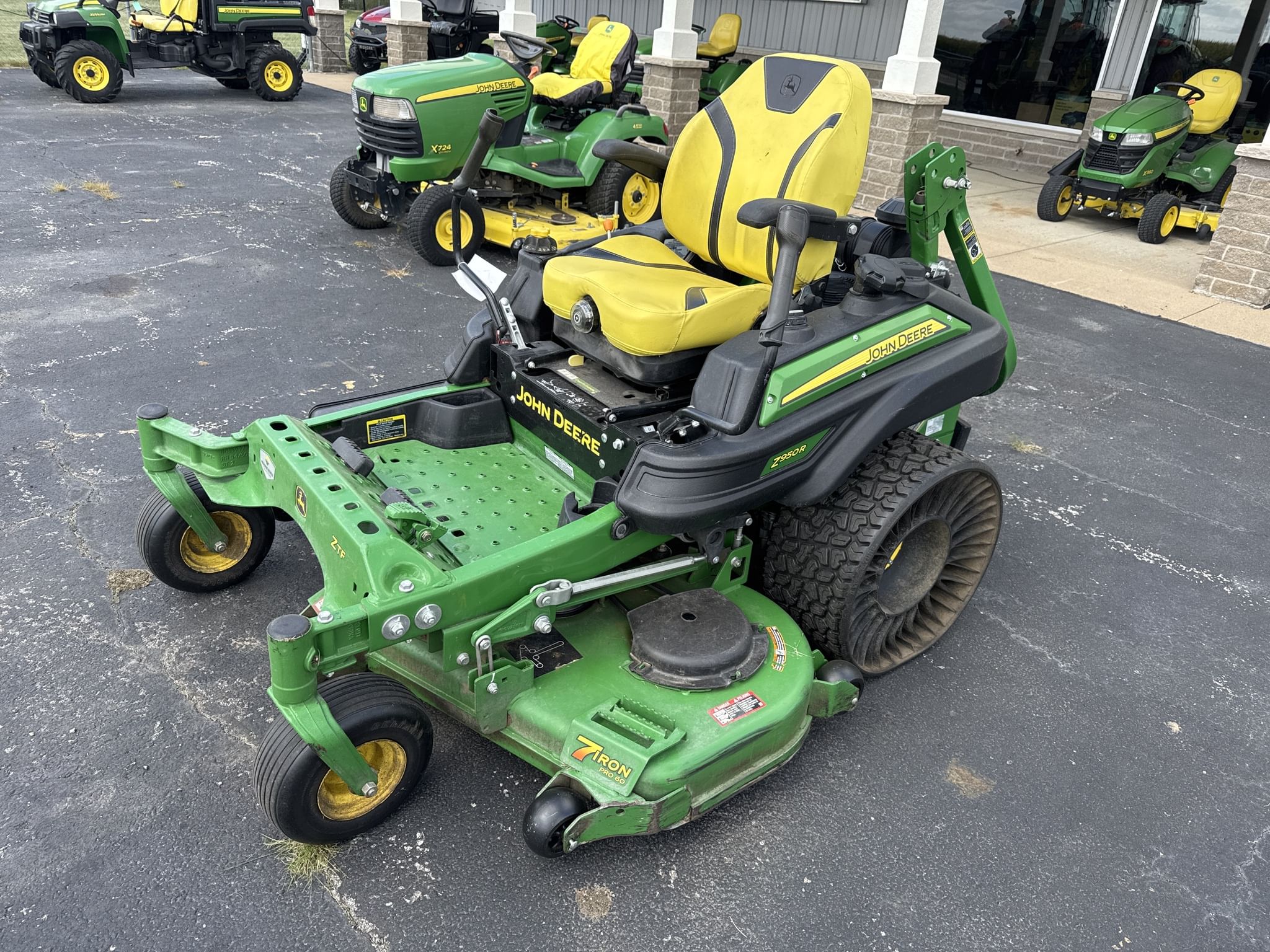 Main image John Deere Z950R