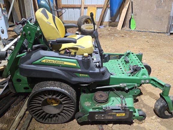 Image of John Deere Z950R Image 1