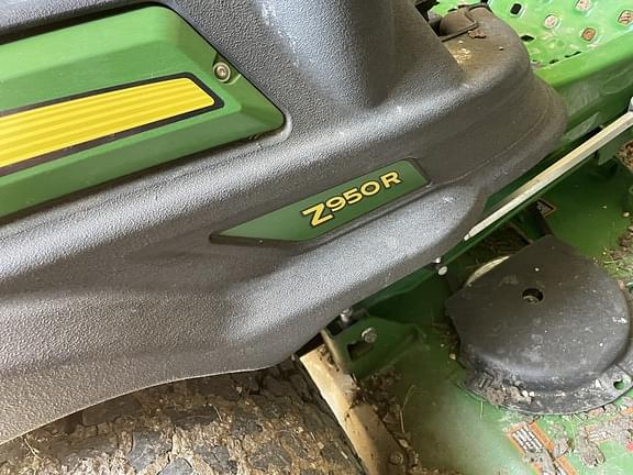 Image of John Deere Z950R equipment image 2