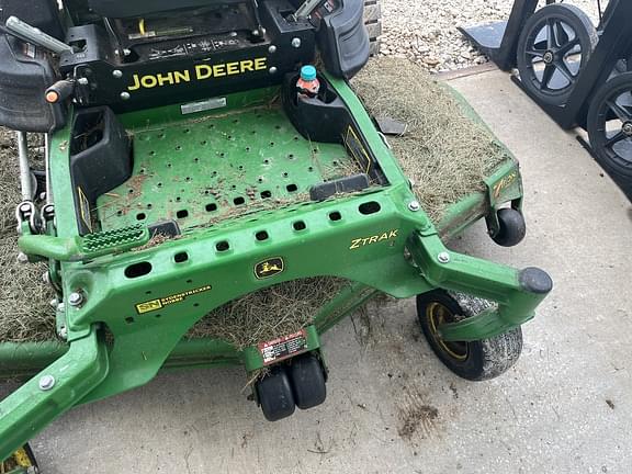 Image of John Deere Z960M equipment image 4