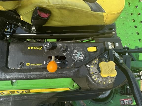 Image of John Deere Z960M equipment image 2