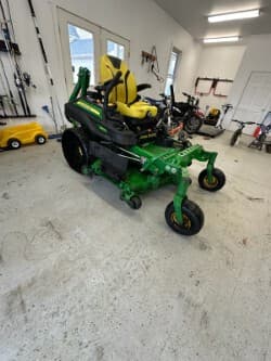 Image of John Deere Z960M equipment image 4