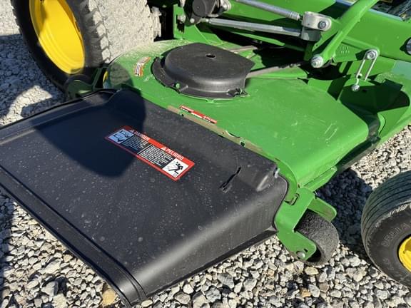 Image of John Deere Z960M equipment image 4