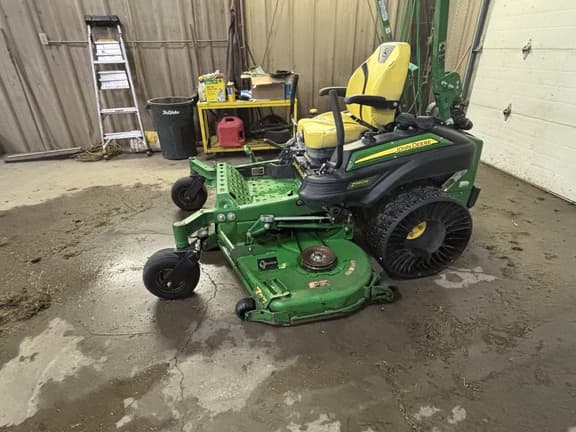 Image of John Deere Z960M equipment image 1