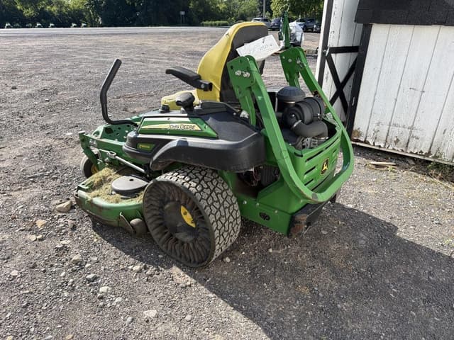 Image of John Deere Z960M equipment image 4