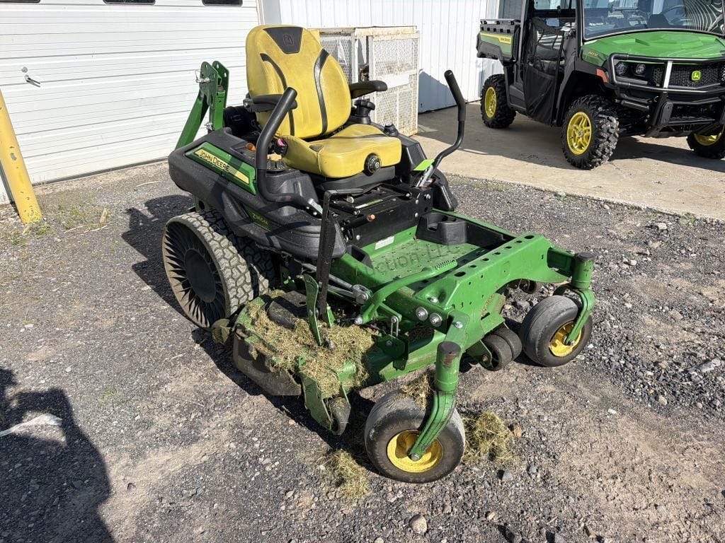2021 John Deere Z960M Equipment Image0
