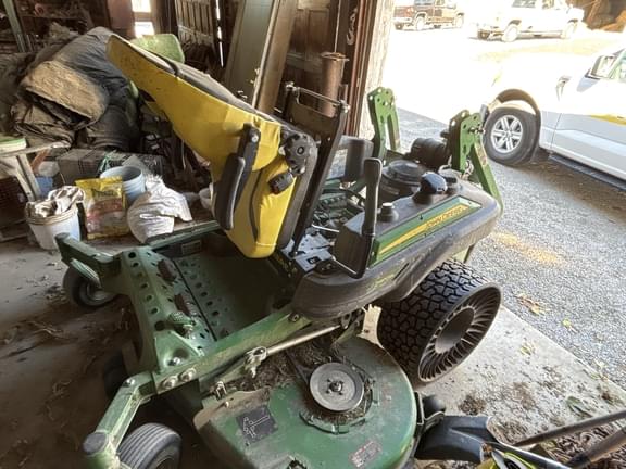 Image of John Deere Z970R equipment image 1