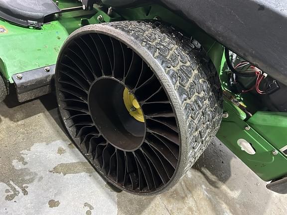 Image of John Deere Z970R equipment image 3