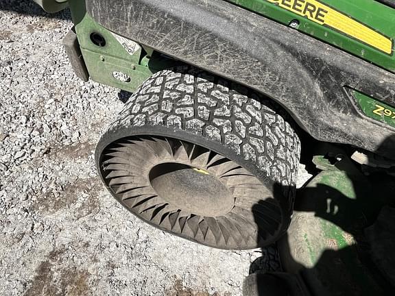 Image of John Deere Z970R equipment image 4