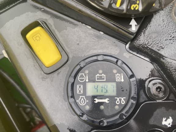 Image of John Deere Z994R equipment image 4