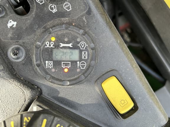 Image of John Deere Z994R equipment image 4