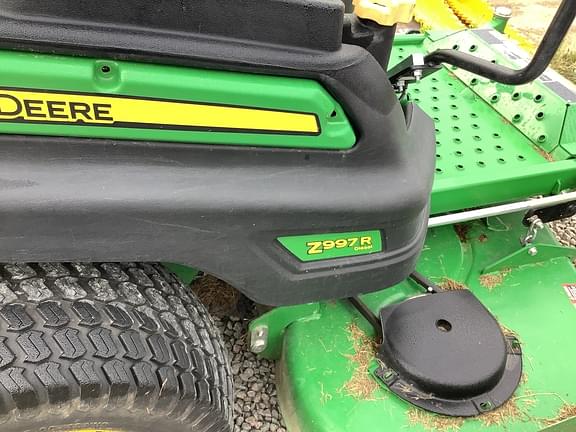 Image of John Deere Z997R equipment image 4