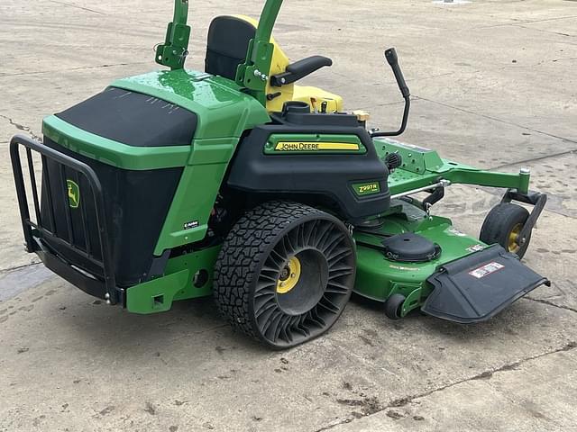 Image of John Deere Z997R equipment image 4