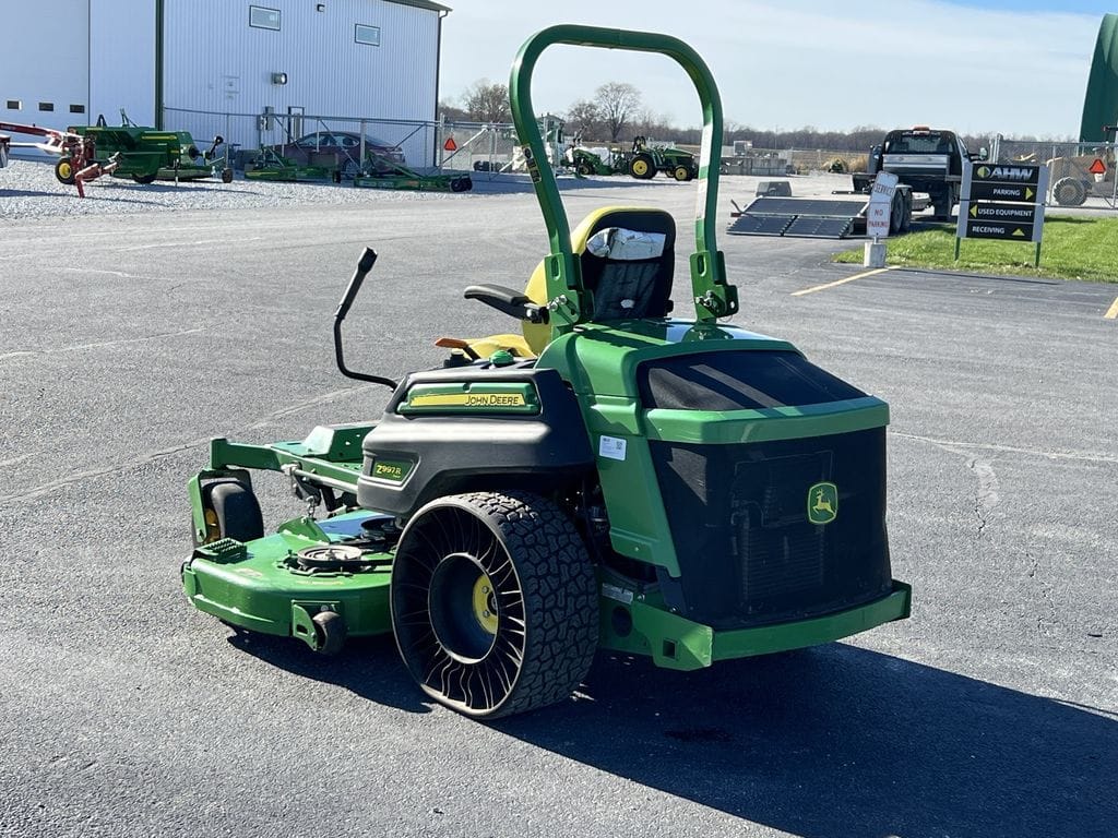 2021 John Deere Z997R Equipment Image0