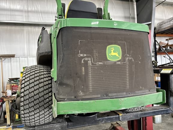 Image of John Deere Z997R equipment image 4