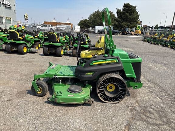 Image of John Deere Z997R equipment image 1