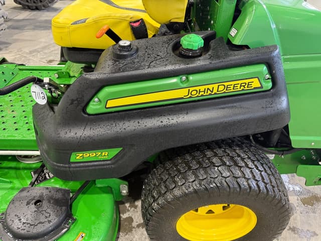 Image of John Deere Z997R equipment image 4