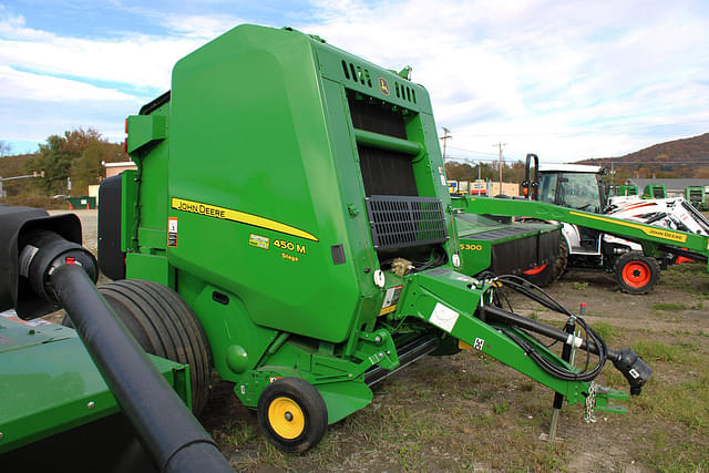 Image of John Deere 450M Silage equipment image 4