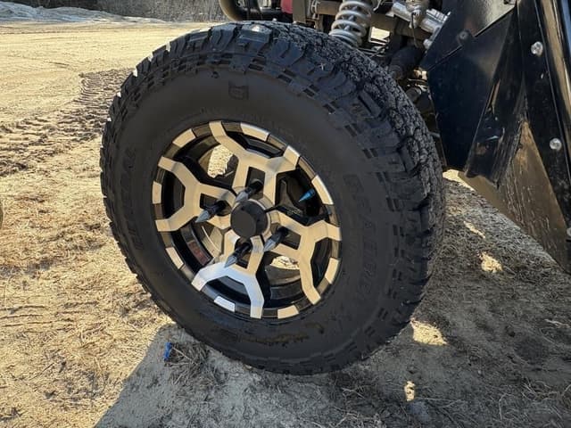 Image of Kawasaki Teryx equipment image 4