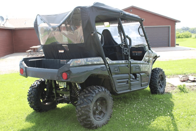 Image of Kawasaki Teryx 4S equipment image 3
