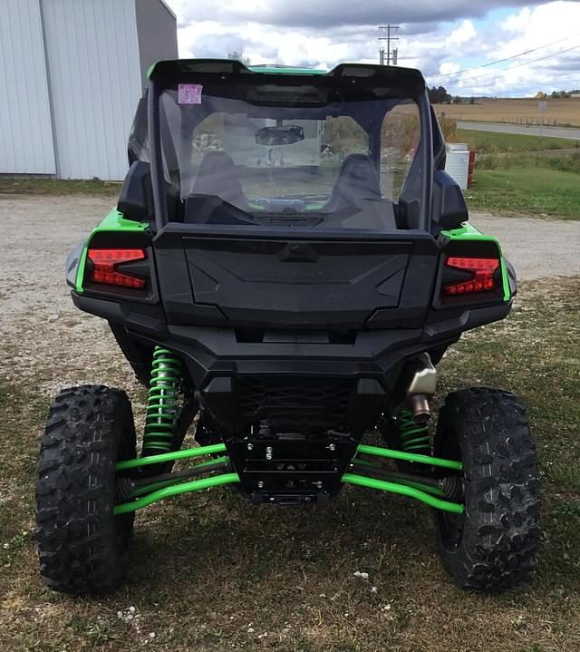 Image of Kawasaki Teryx KRX 1000 equipment image 3